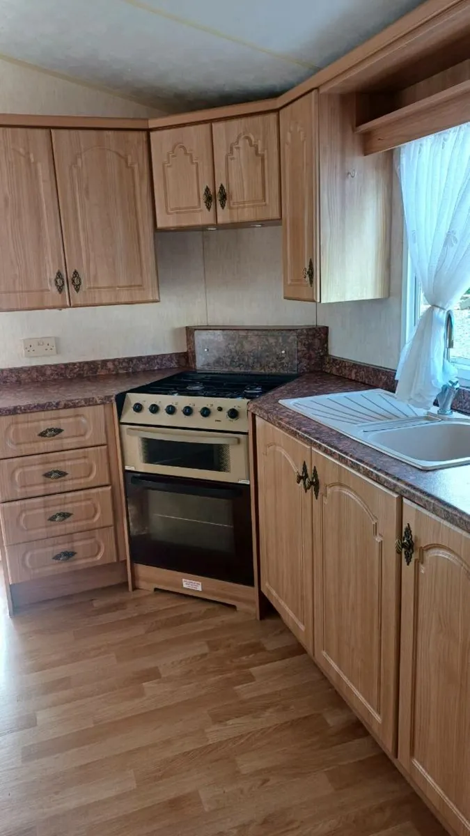 SALSBERRY MOBILE HOME FOR SALE - Image 4