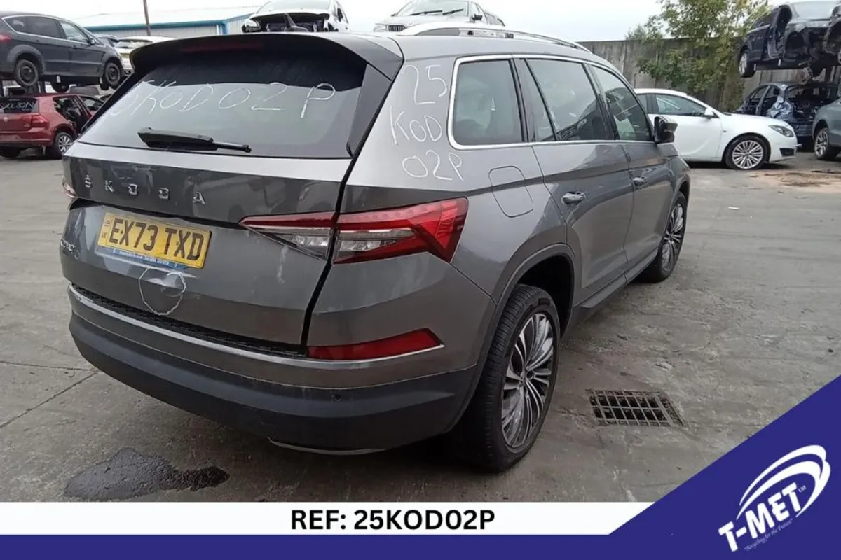 2023 SKODA KODIAQ BREAKING FOR PARTS - Image 4