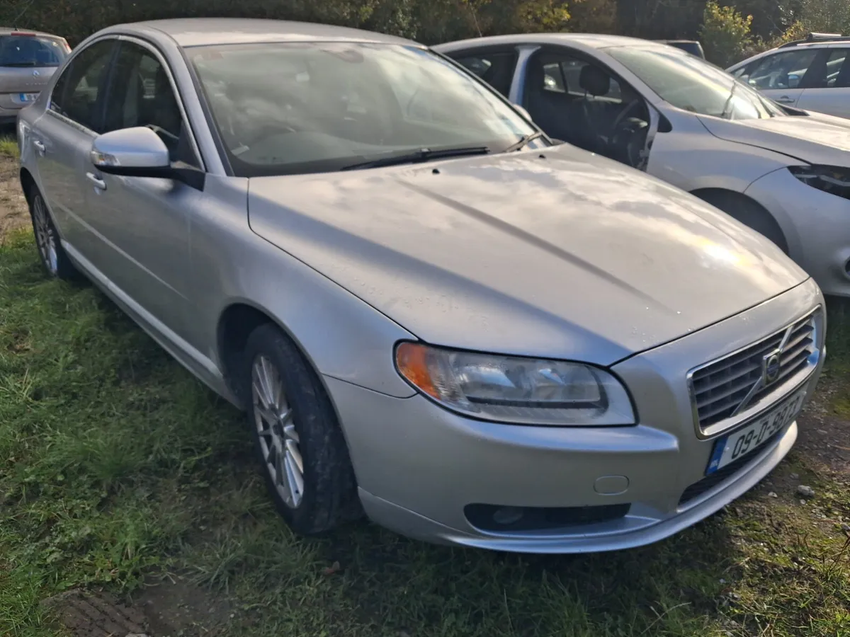 2009 Volvo S80 parts - Image 2