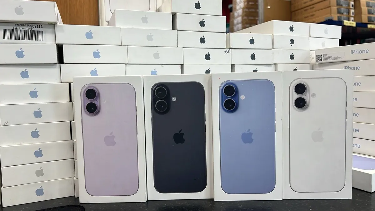 iPhone  16E,16,17 and 17 pro brand new - Image 1