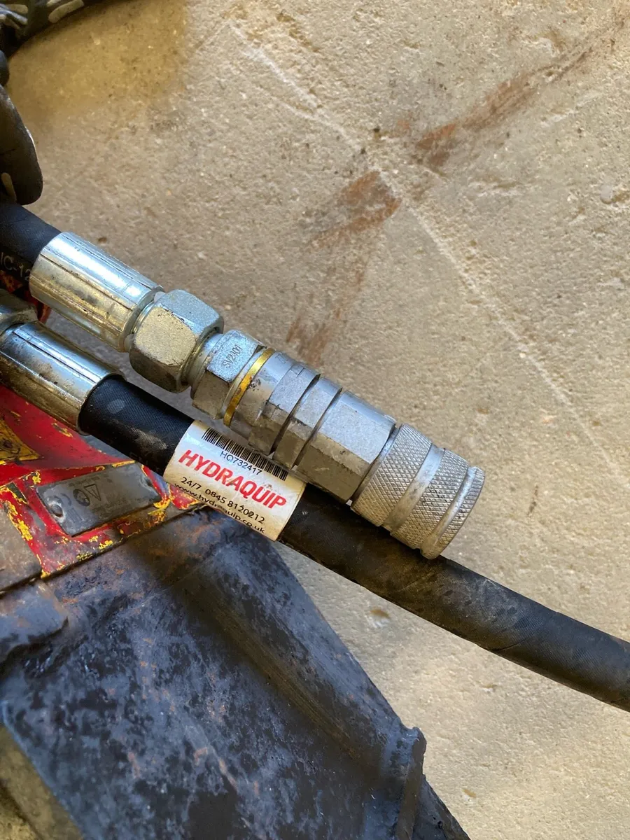 Epiroc Sb102 Rock Breaker - Image 2