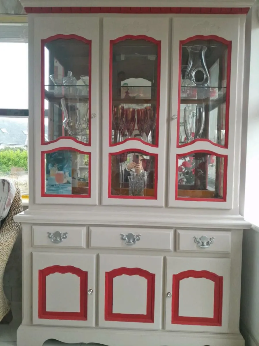 Large Cabinet - Image 1