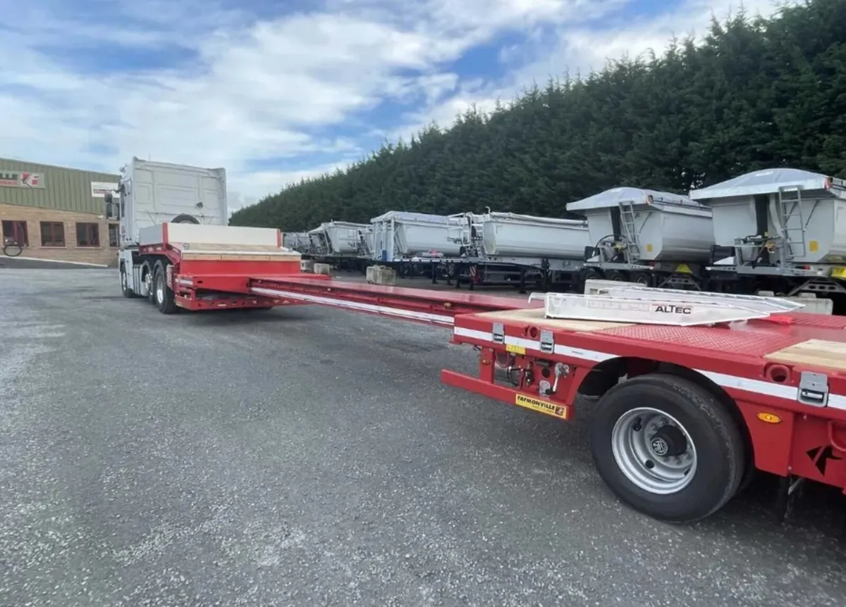 5 AXLE FAYMONVILLE ( POWER STEERED LOW LOADER) - Image 1