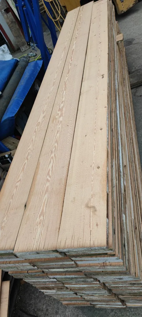 Reclaimed timber - Salvaged timber - Image 1