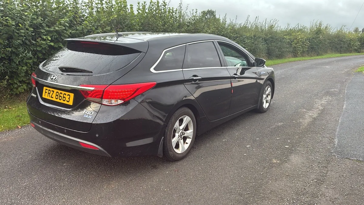 Hyundai i40s 1.7crdi parts/breaking - Image 2