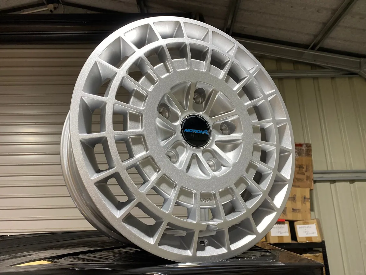 18" VA1 Alloys 5x108 Berlingo Dispatch Proace - Image 4