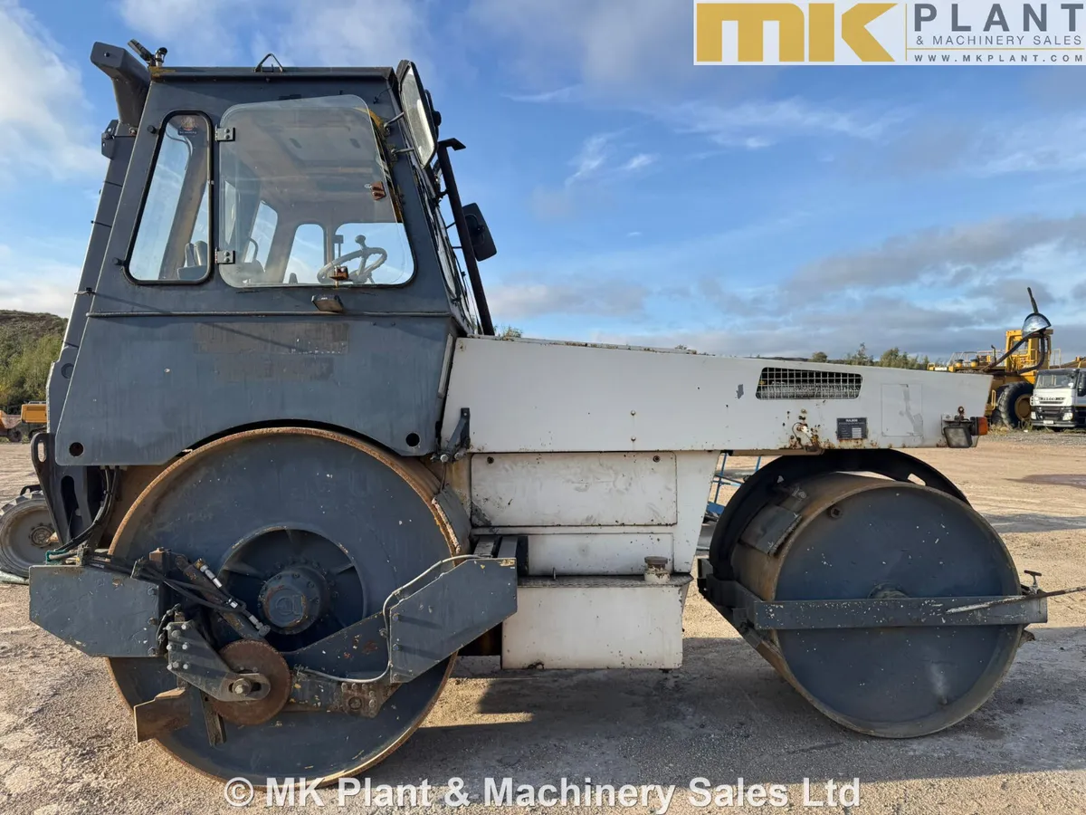 Hamm HW90/10 Dead Weight Roller - Image 2