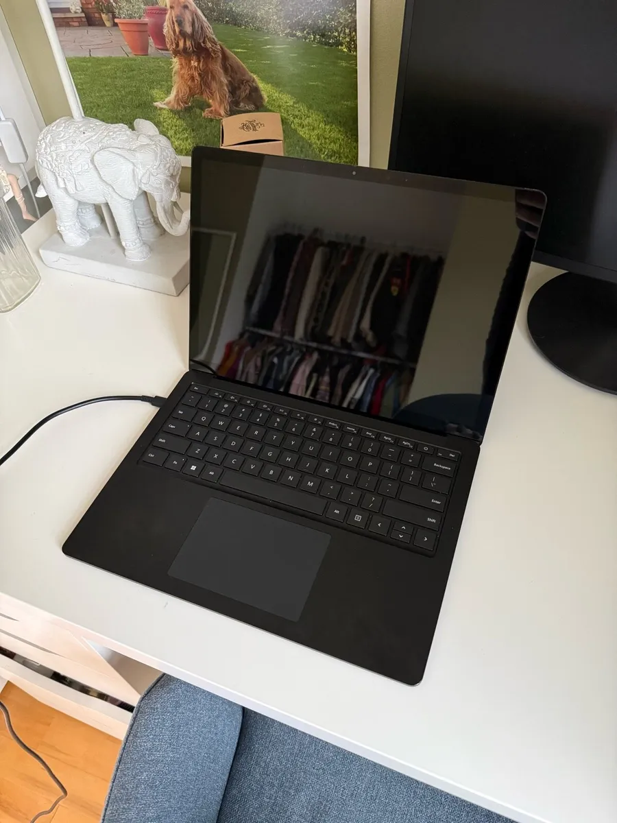 Microsoft Surface Laptop 4 - AMD Ryzen 5, 16GB - Image 2