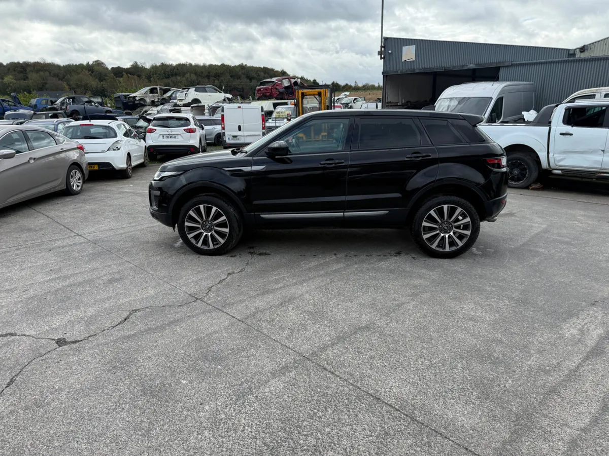 2017 Range Rover Evoque 2.0 SE TD4 Auto - Image 4
