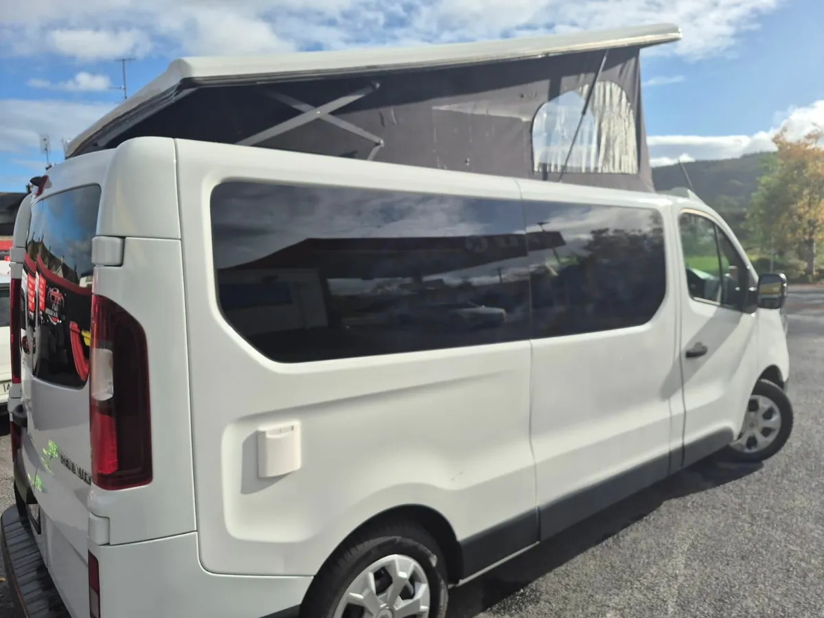 Renault trafic bussines plus 4 berth - Image 2