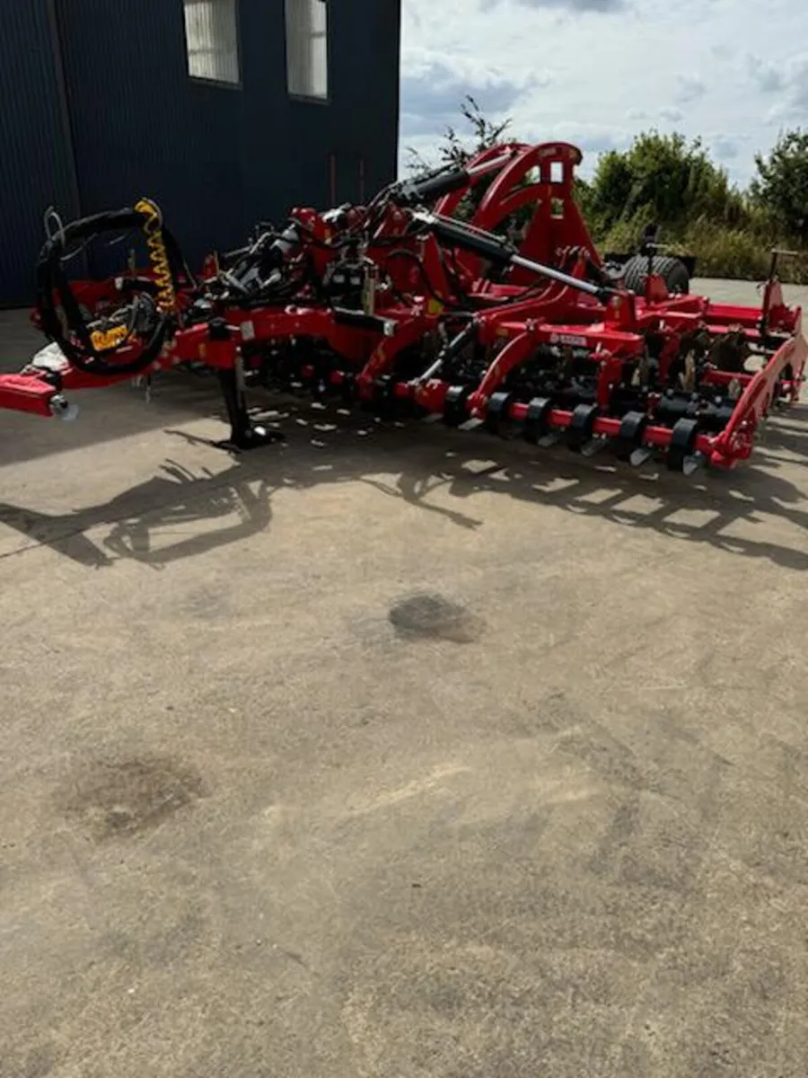 Akpil Bison XL Trailed Disc Harrow - Image 1