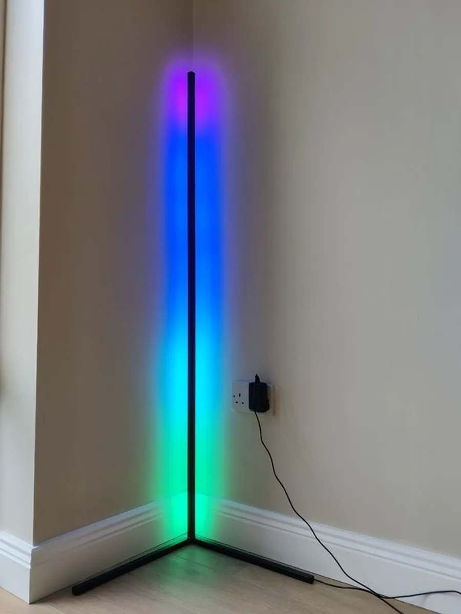 LED Corner Floor Lamp - Image 4