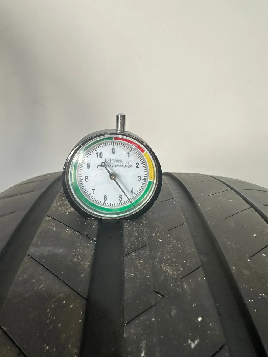 18" Genuine PORSCHE MACAN S Alloy Wheels & Tyres - Image 3