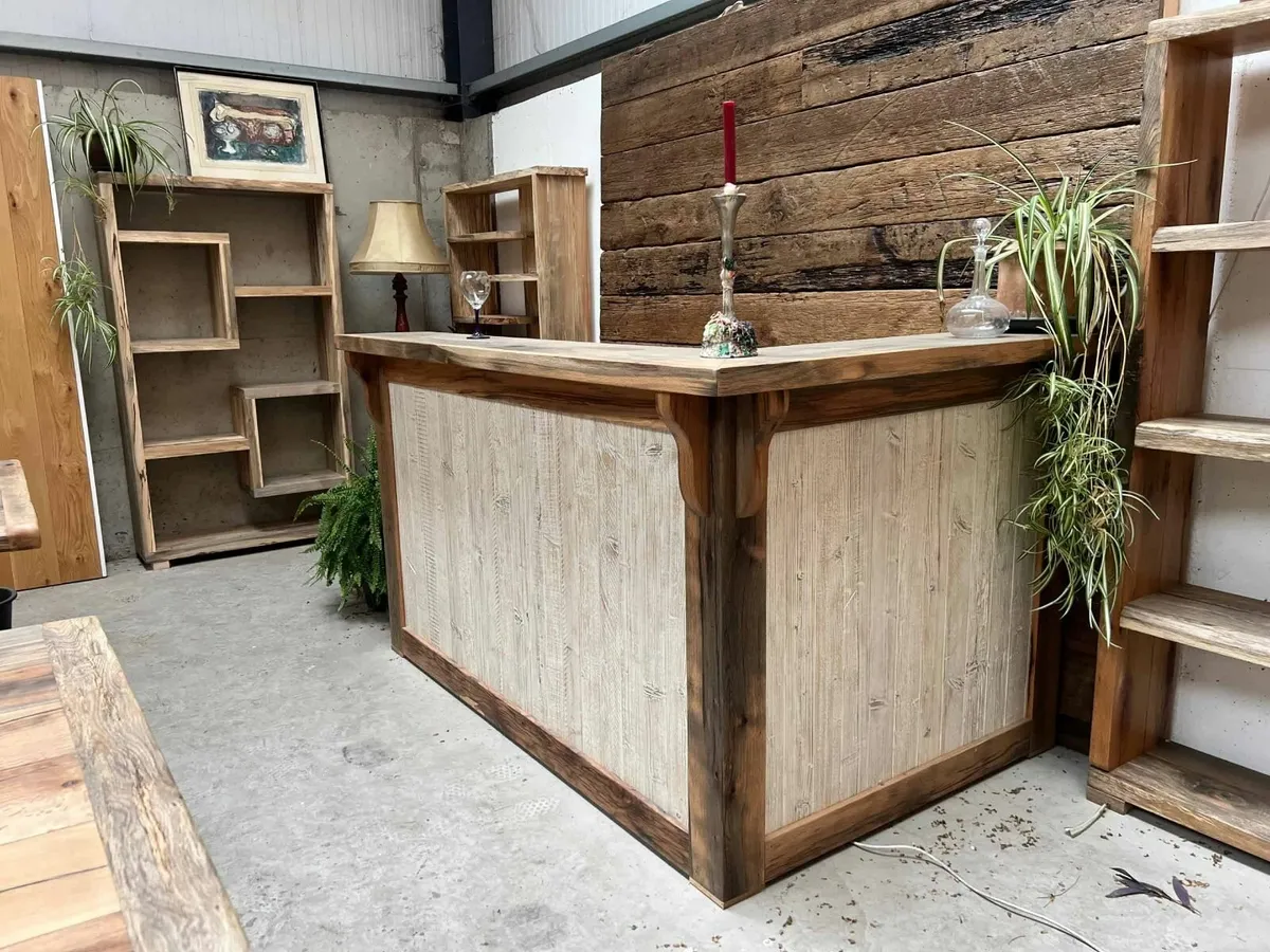 Hand Crafted Oak Bar - Image 1