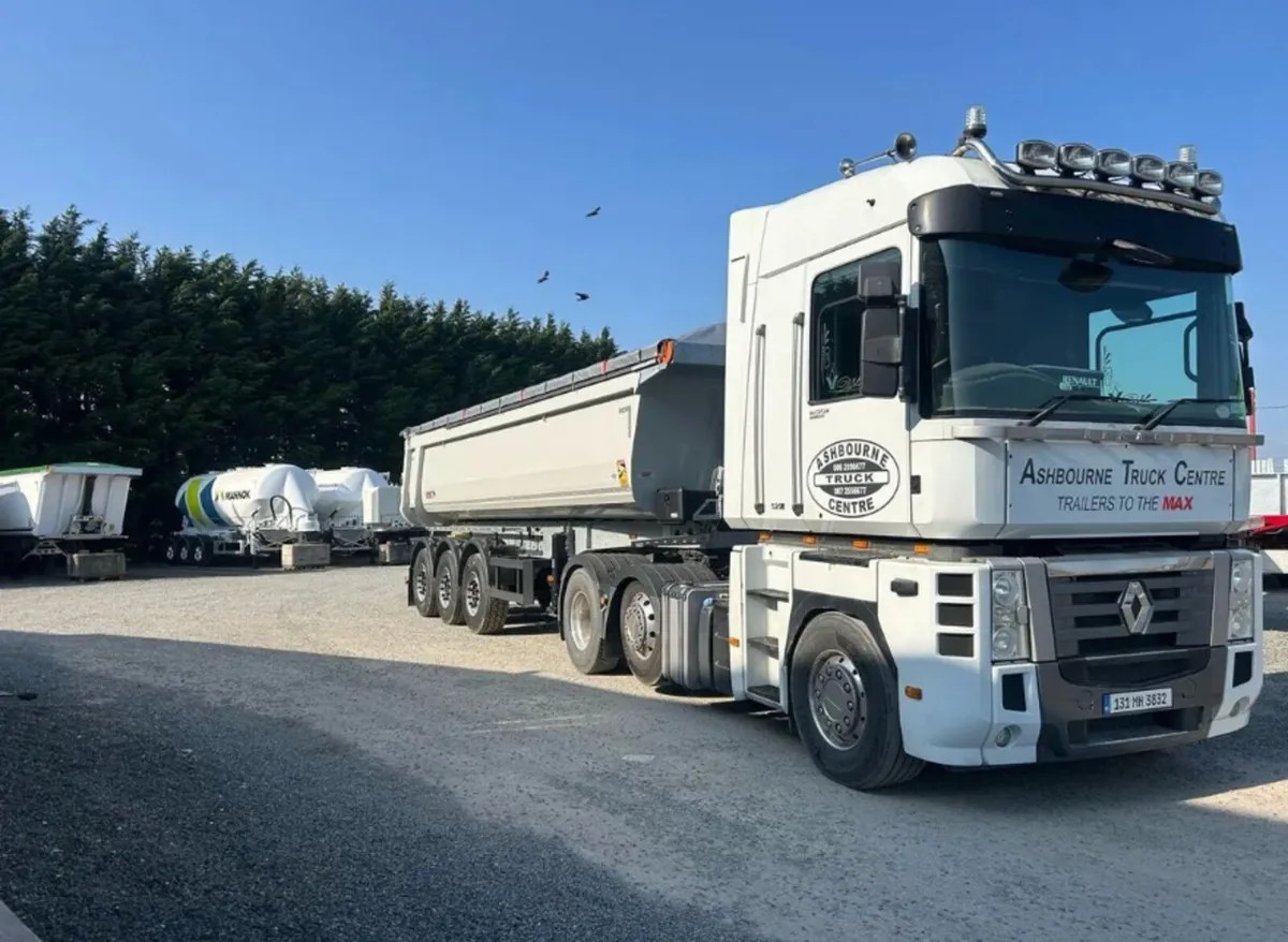 NEW SCHMITZ 8.2m TIPPER - Image 1