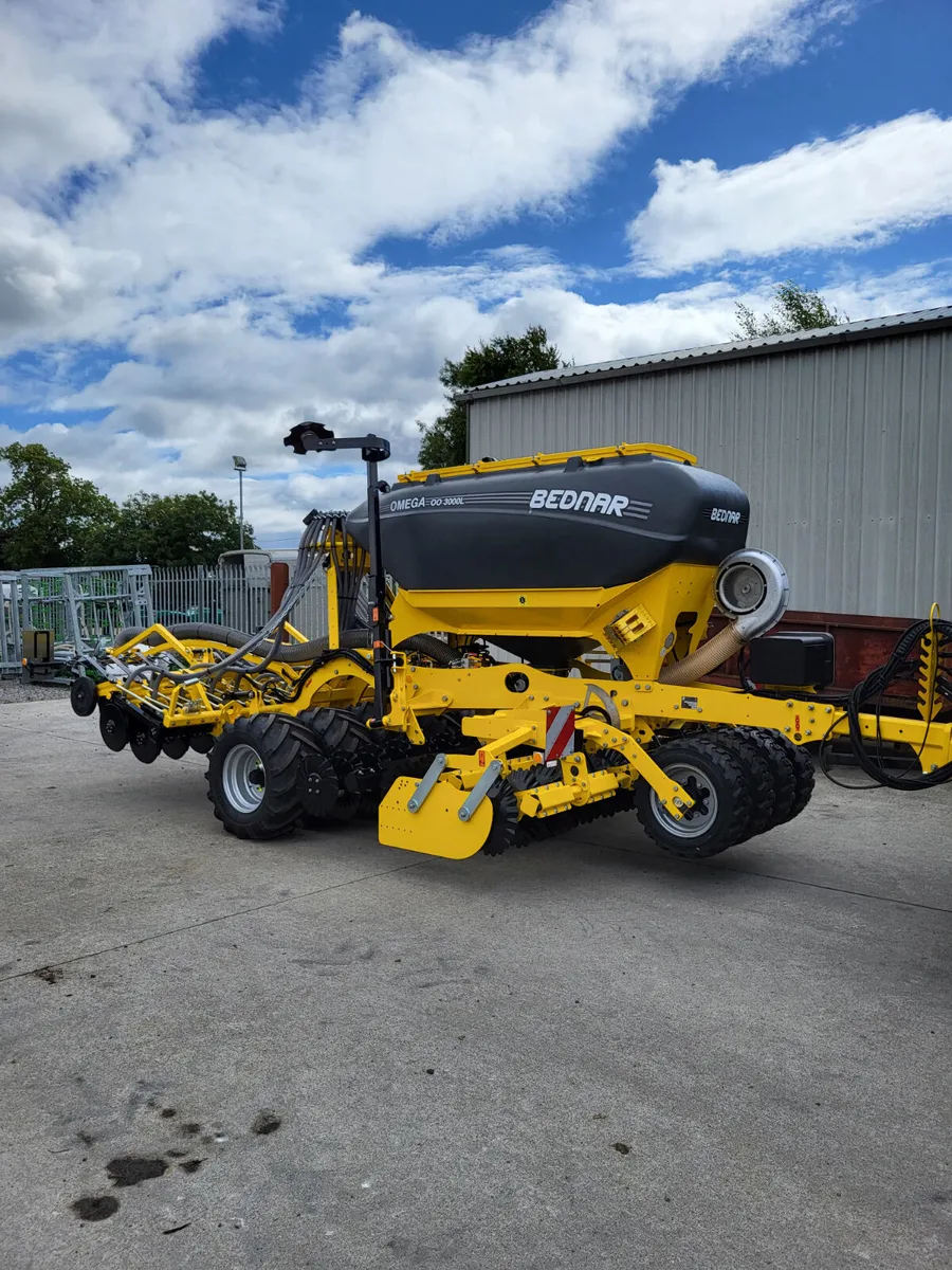 BEDNAR 3meter OMEGA OO 3000L - Image 1