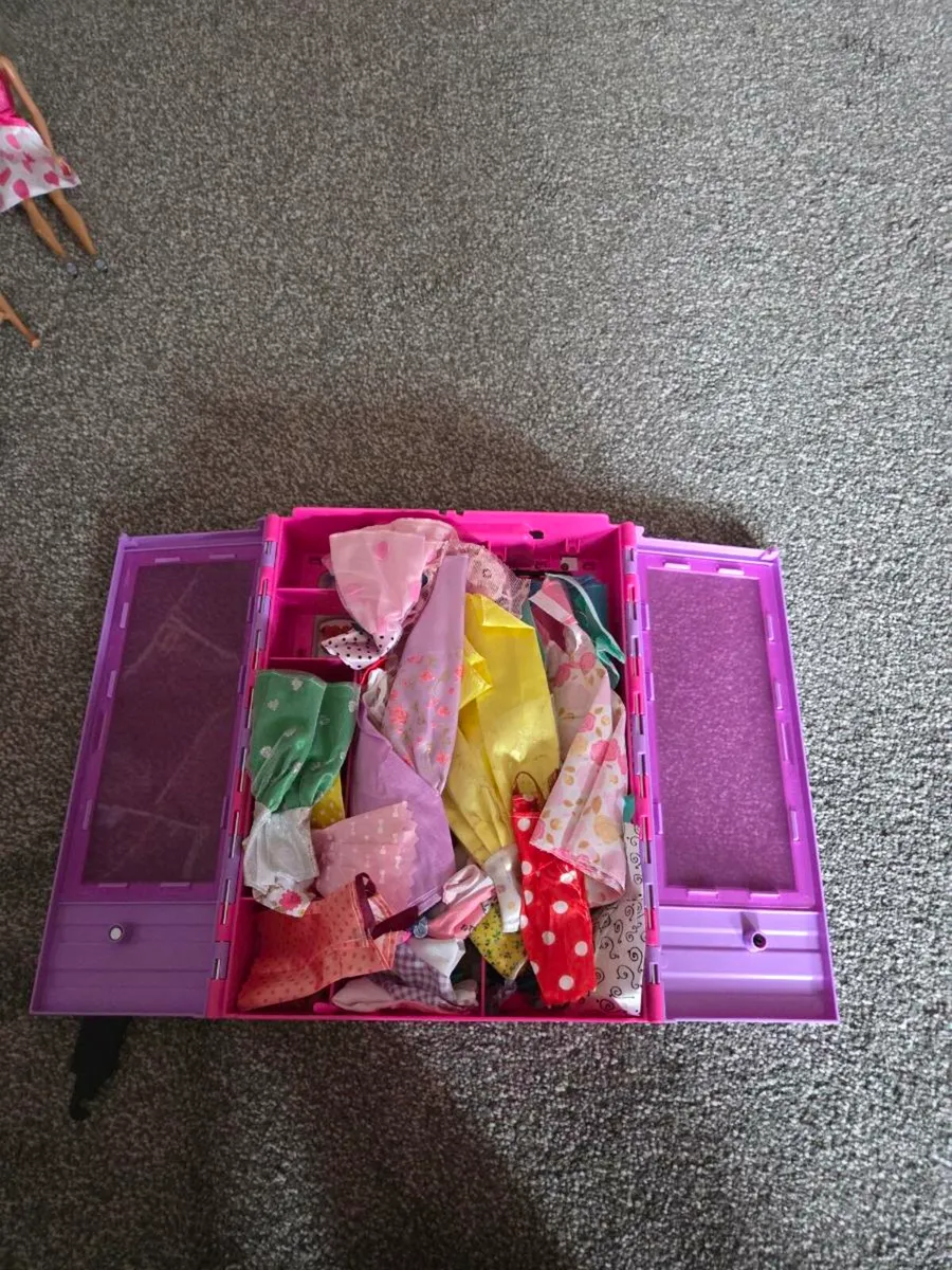 Barbie Dolls house - Image 4