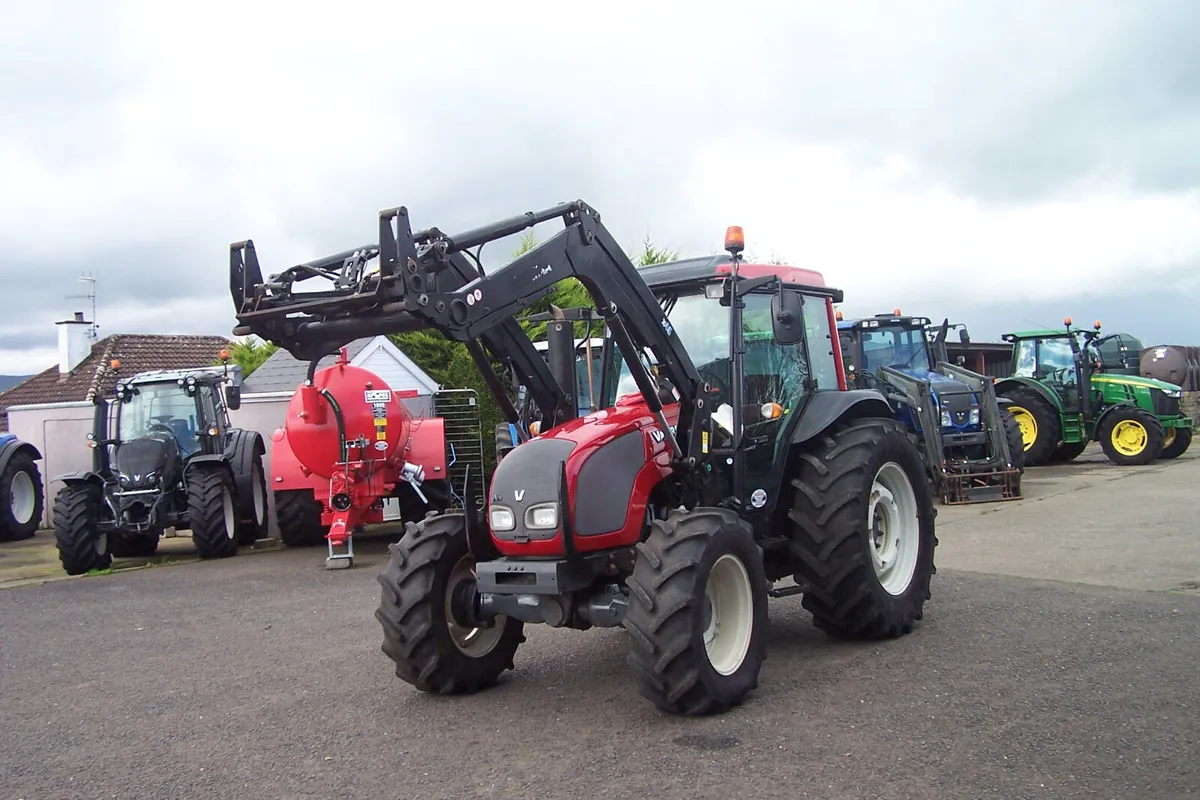 2013 Valtra A93 C/W Trima Frt Loader - Image 3