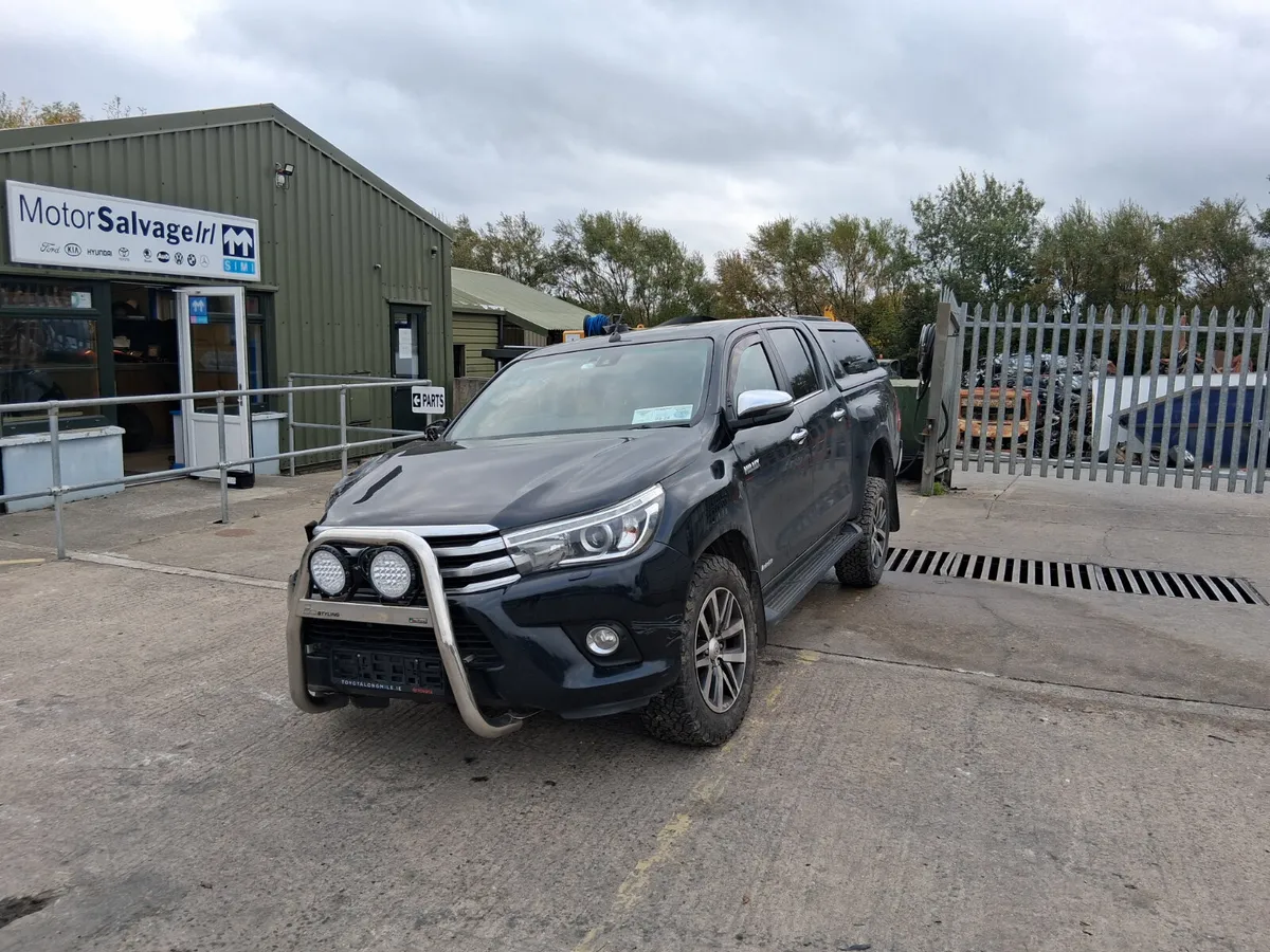 2018 TOYOTA HILUX 2.4      (for parts only ) - Image 3