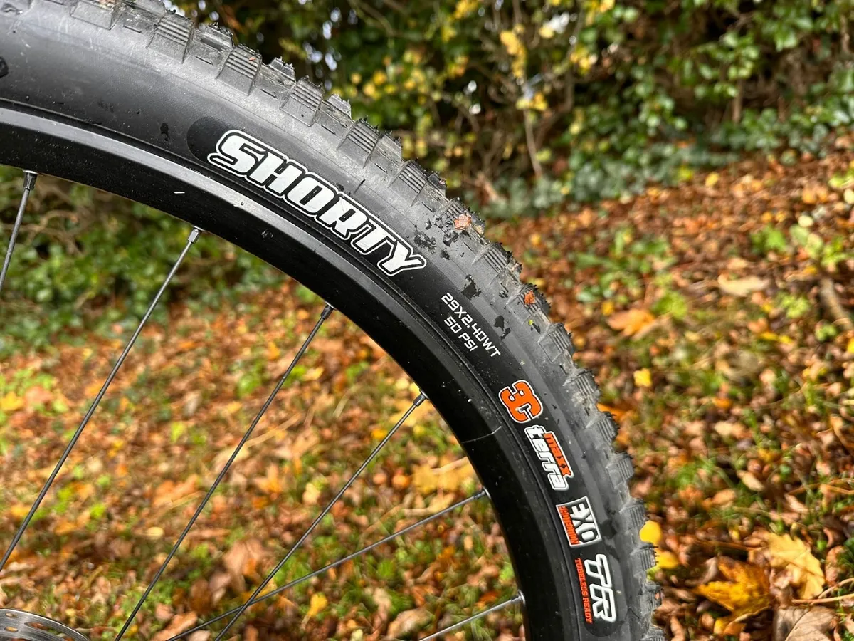 Canyon Neuron 6 - High spec'd bike - Image 4