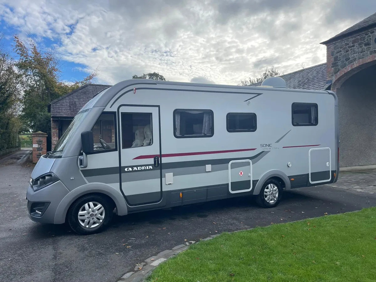 Adria Sonic Supreme I 701 - Manual - Image 3