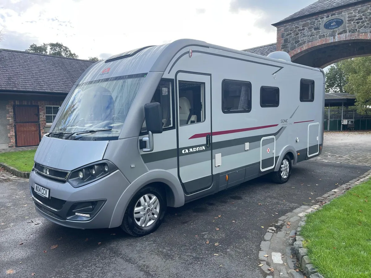 Adria Sonic Supreme I 701 - Manual - Image 2