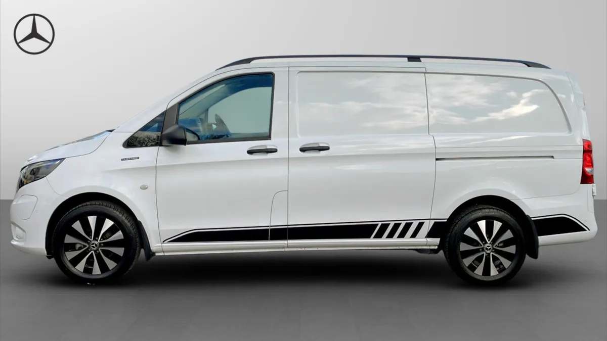 Mercedes-Benz eVito 116 e 66kWh Premium Auto FWD - Image 3