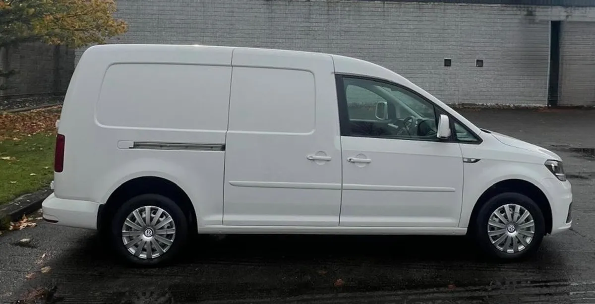 192 Volkswagen Caddy 102Bhp Maxi - Image 3