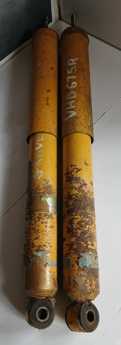 ESCORT RALLY CAR PARTS. - Image 4