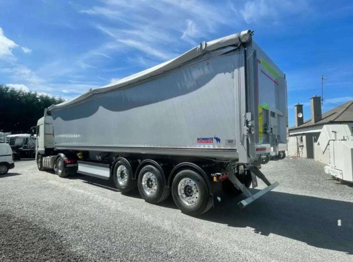SCHMITZ 10.5 BULK TIPPING TRAILER - Image 3