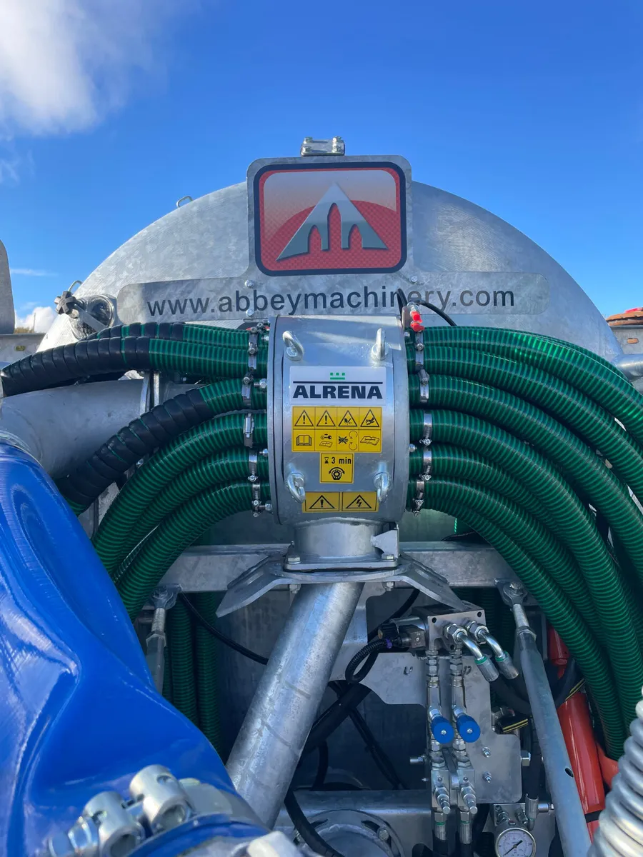 Abbey tank - Image 3