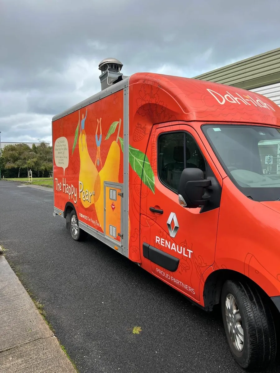 Renault Master 2015 - Image 1