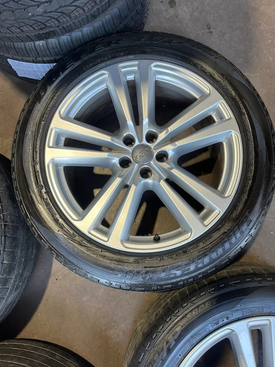 20inch Audi Q7 Q8 alloy wheels and tyres - Image 3