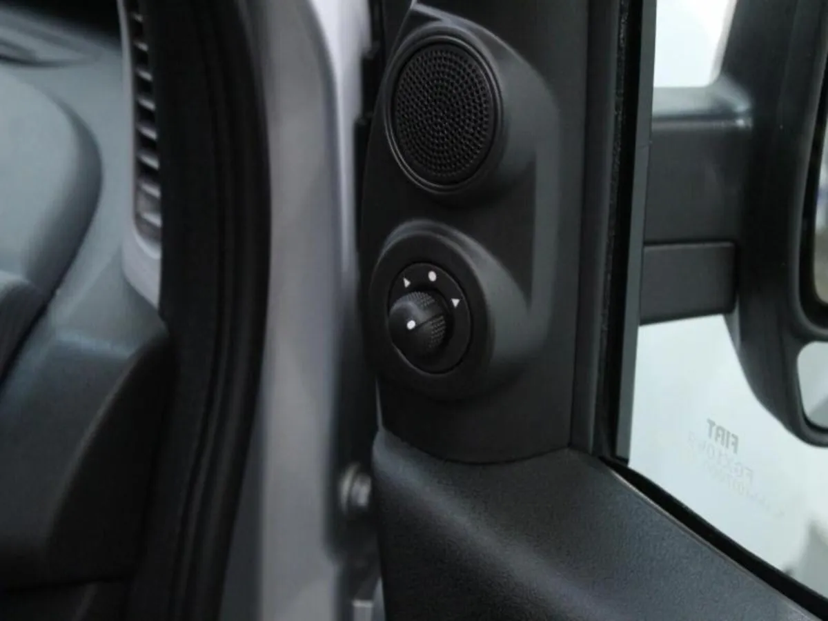 Fiat Doblo Cargo L1 Diesel Tecnico - Image 4