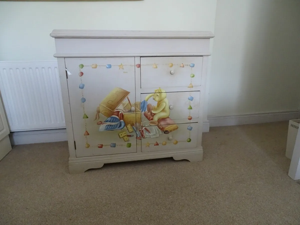 Child's chest of drawers - Image 2