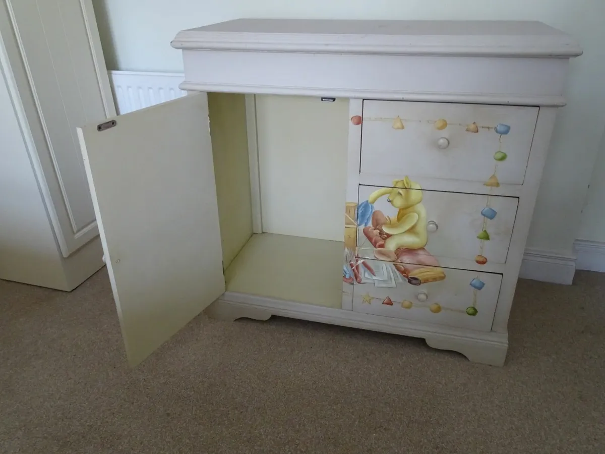 Child's chest of drawers - Image 4