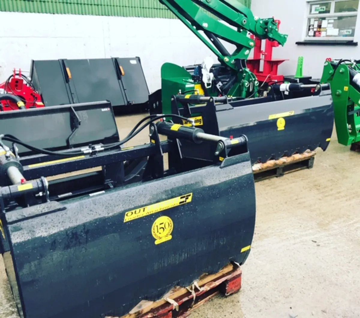 New Fleming 4ft Shear Grabs - Image 2