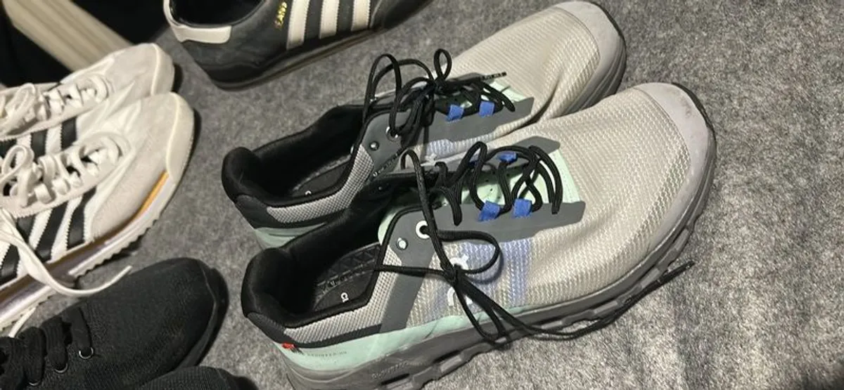 Runners for sale - Image 2