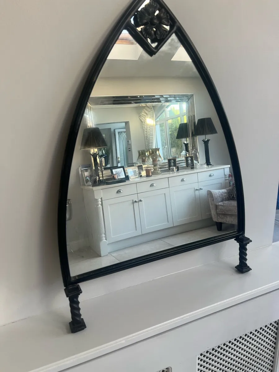 gothic mirror - Image 1