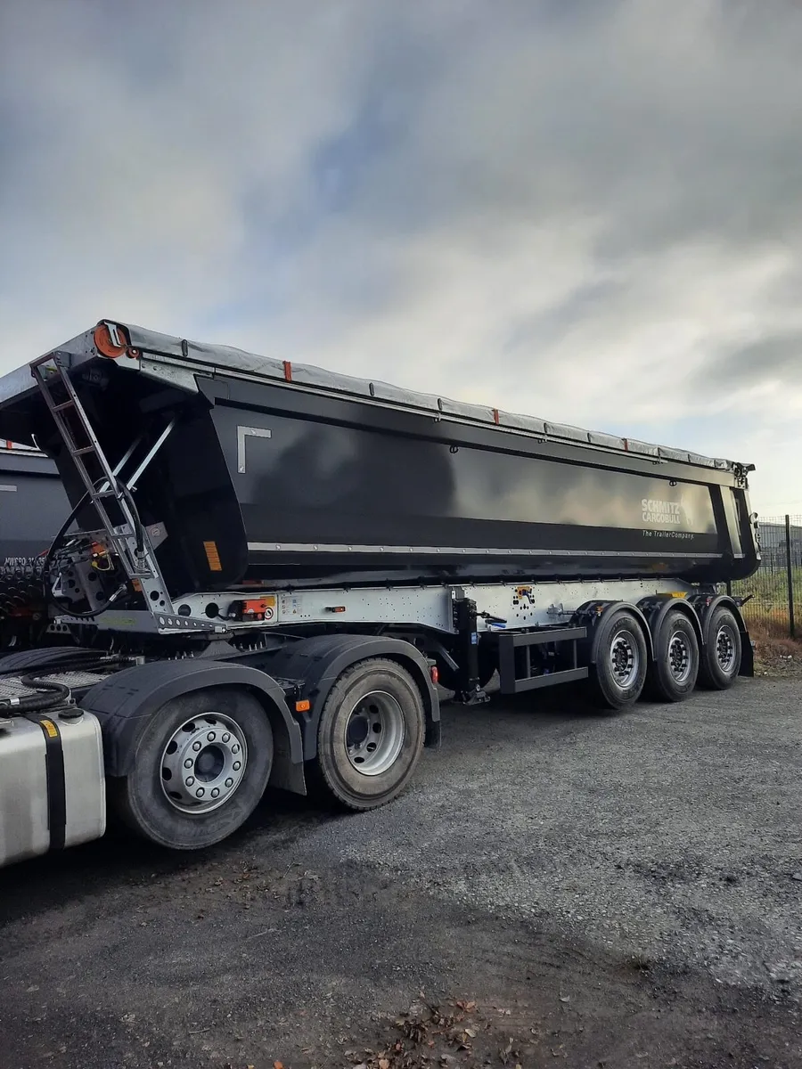Schmitz Tipping Trailers - Image 4