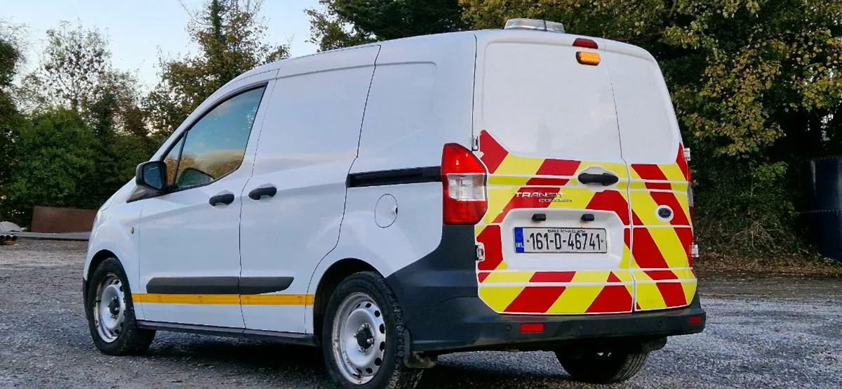 Transit Courier Connect - Image 3