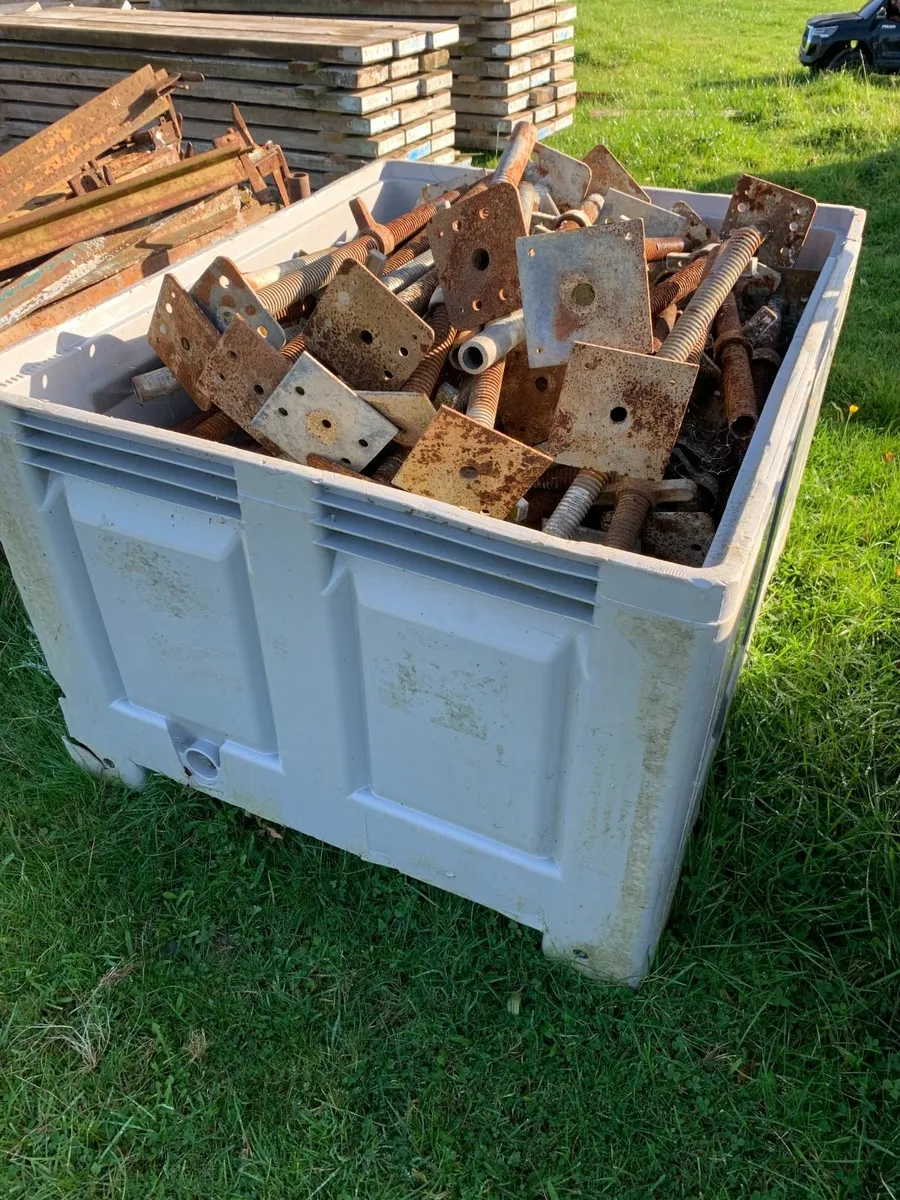 Scaffolding - Image 4