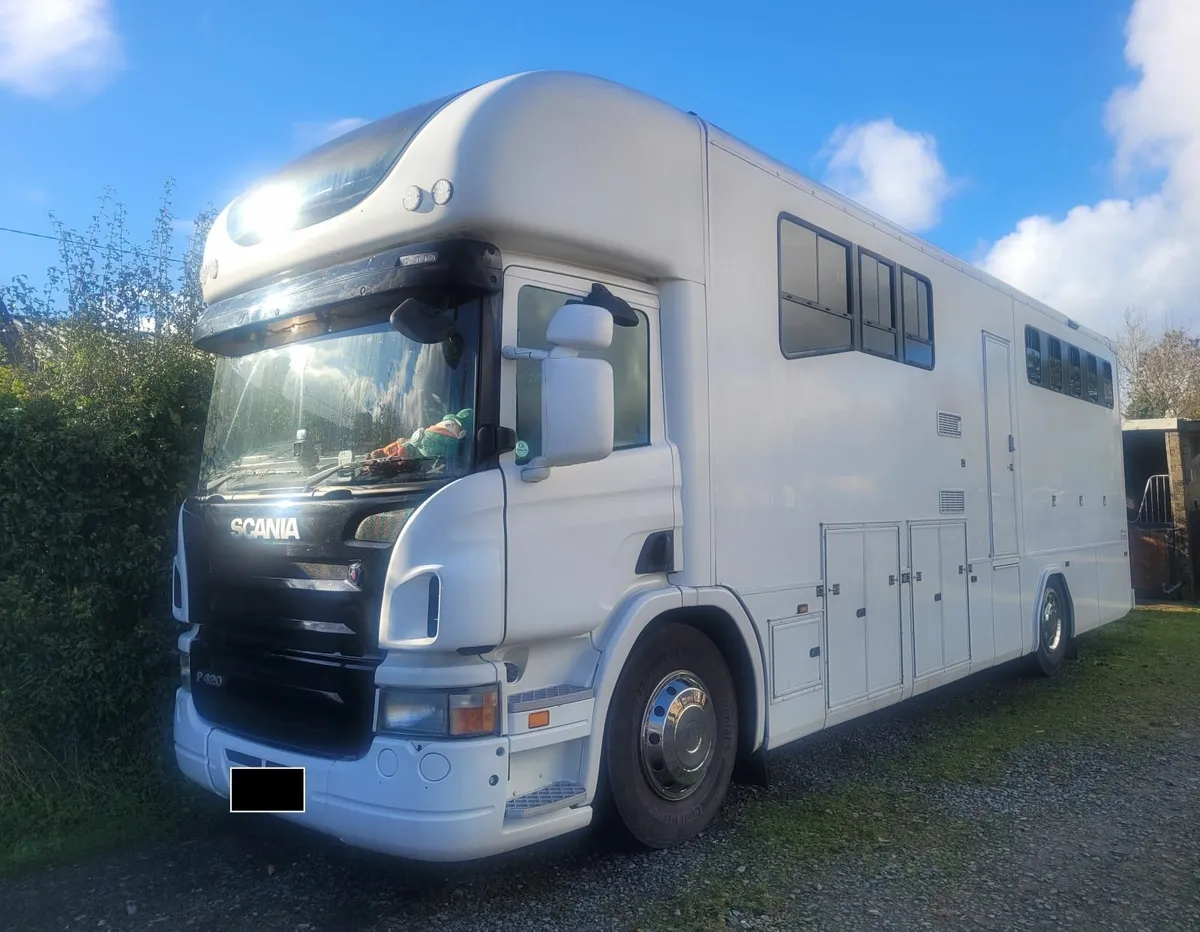 2010 Scania 18t - Image 1