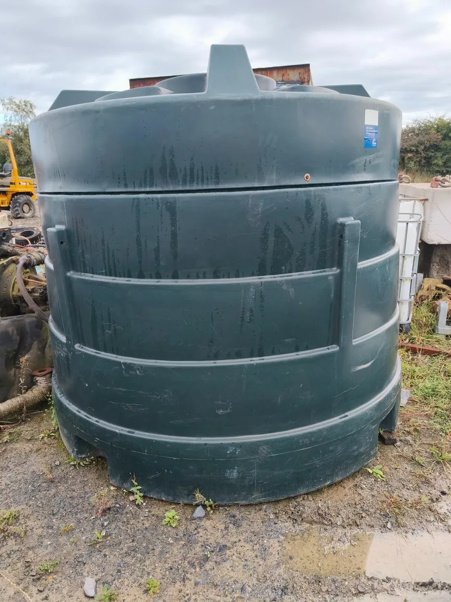 3,500 L  + 1,225 L Titan bunded Oil / Fuel Tanks - Image 1