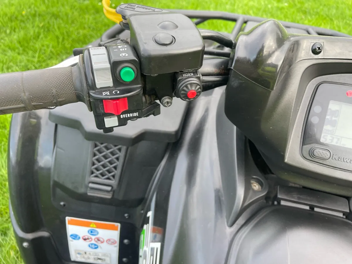 Kawasaki 750cc very low Hours - Image 3