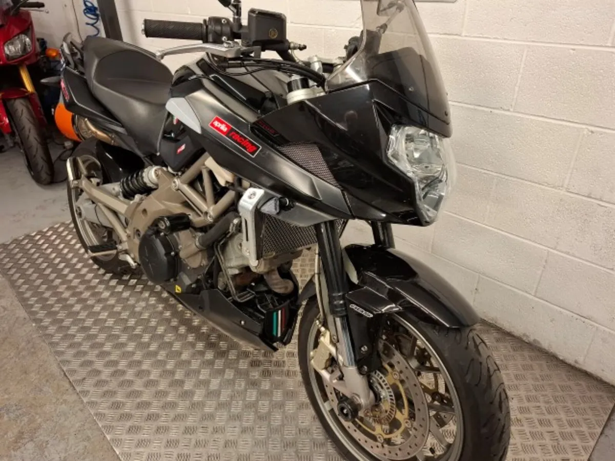 Aprilia Shiver 750 2010 - Image 2