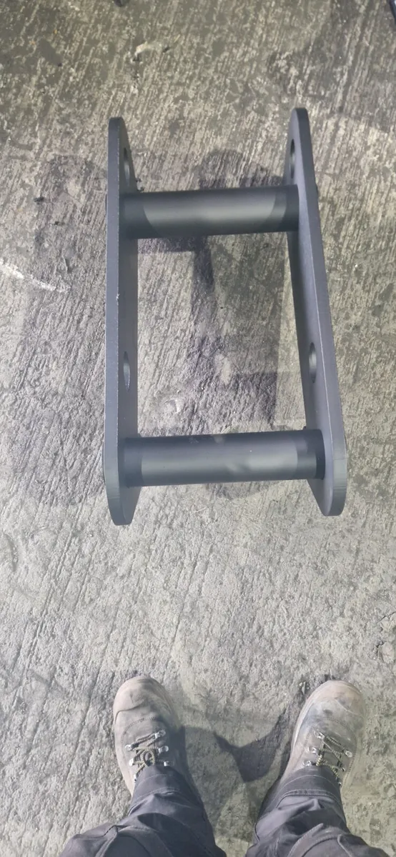 Linkage to suit 20 ton machine - Image 2