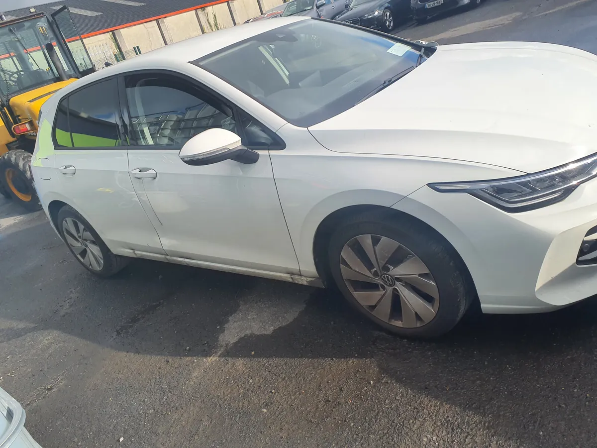 2024 VW GOLF VAN only 9,100 kms - Image 4