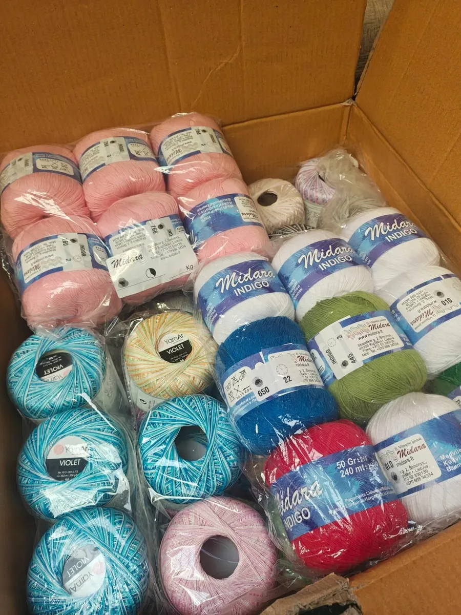 MASSIVE WOOL STOCK CLEARANCE (open to offers) - Image 2