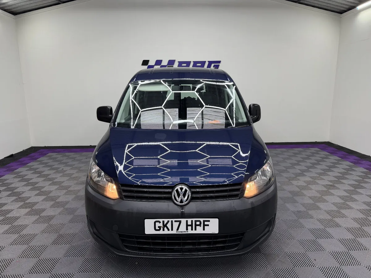 2017 VOLKSWAGEN CADDY 2.0 - DAY VAN & BED - Image 2